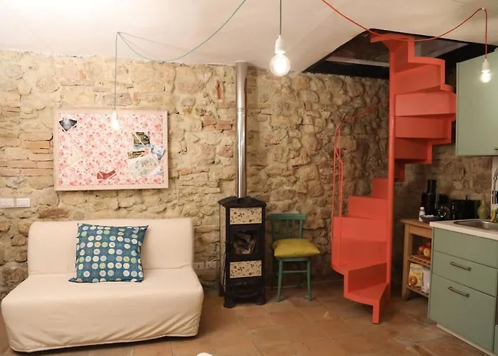 بيت للعطل Sally's House سان جيميني