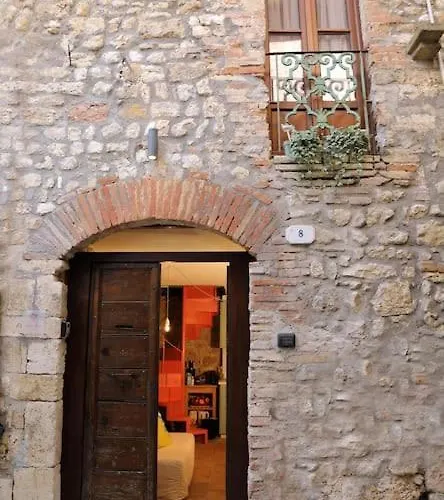 Sally's House بيت للعطل سان جيميني