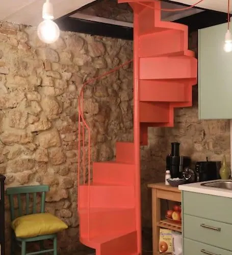 بيت للعطل Sally's House سان جيميني